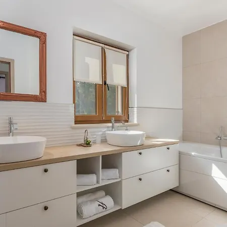 Anima By 4*